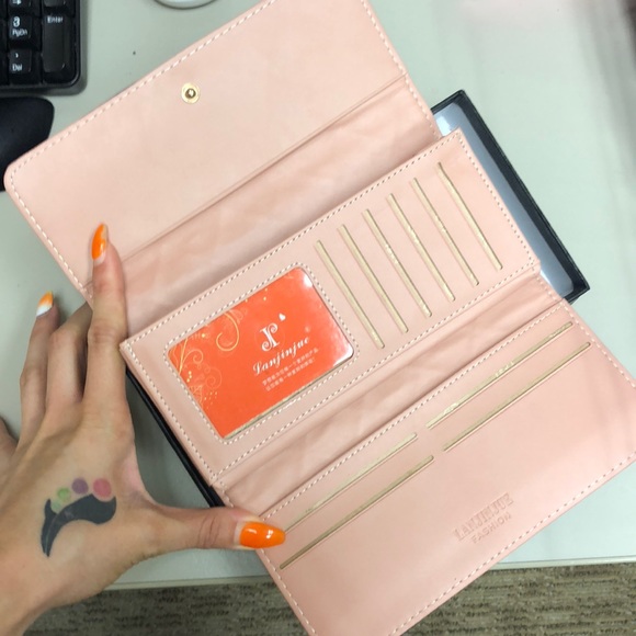 Wallet - Picture 2 of 2